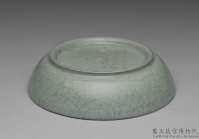 图片[3]-Dish with celadon glaze, Ru ware, Northern Song dynasty, late 11th- early 12th century-China Archive